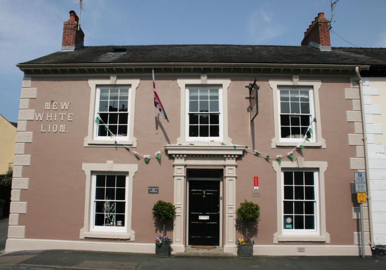 The New White Lion Llandovery Exterior foto